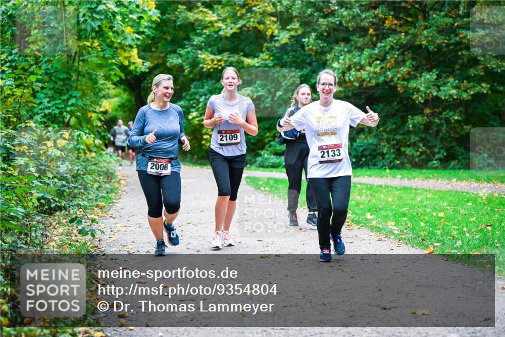 12.10.2025 - Bramfelder Halbmarathon 2025 Dr. Thomas Lammeyer http://msf.ph/oto/9354804 12.10.2025 10:51:27 Laufen 2006, 0, 2109, 2133 meine-sportfotos.de