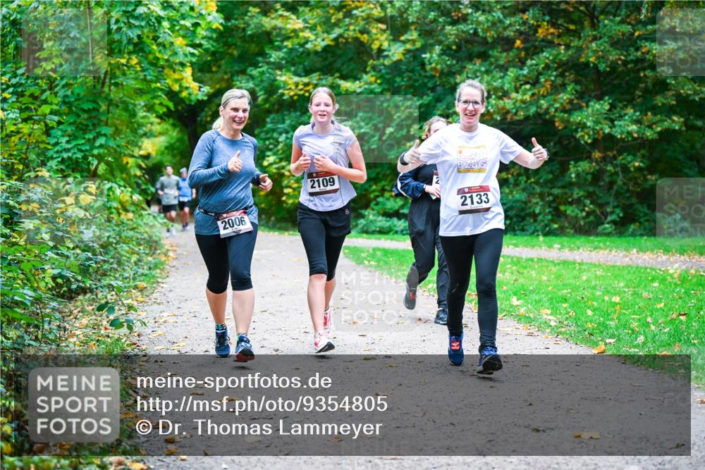 12.10.2025 - Bramfelder Halbmarathon 2025 Dr. Thomas Lammeyer http://msf.ph/oto/9354805 12.10.2025 10:51:27 Laufen 2006, 2109, 2133 meine-sportfotos.de