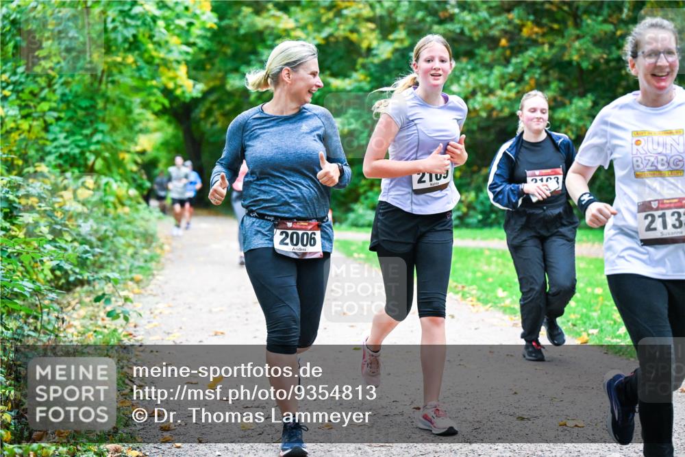 12.10.2025 - Bramfelder Halbmarathon 2025 Dr. Thomas Lammeyer http://msf.ph/oto/9354813 12.10.2025 10:51:29 Laufen 2006, 2103, 2163, 213 meine-sportfotos.de