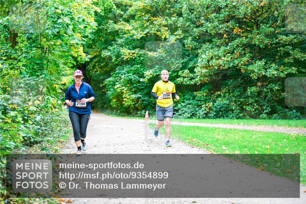 12.10.2025 - Bramfelder Halbmarathon 2025 Dr. Thomas Lammeyer http://msf.ph/oto/9354899 12.10.2025 10:51:53 Laufen 2160, 2590 meine-sportfotos.de