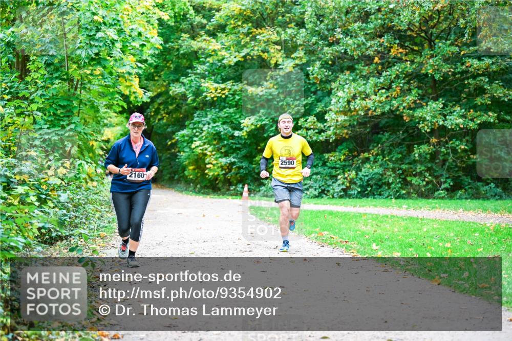 12.10.2025 - Bramfelder Halbmarathon 2025 Dr. Thomas Lammeyer http://msf.ph/oto/9354902 12.10.2025 10:51:53 Laufen 2160, 2590 meine-sportfotos.de