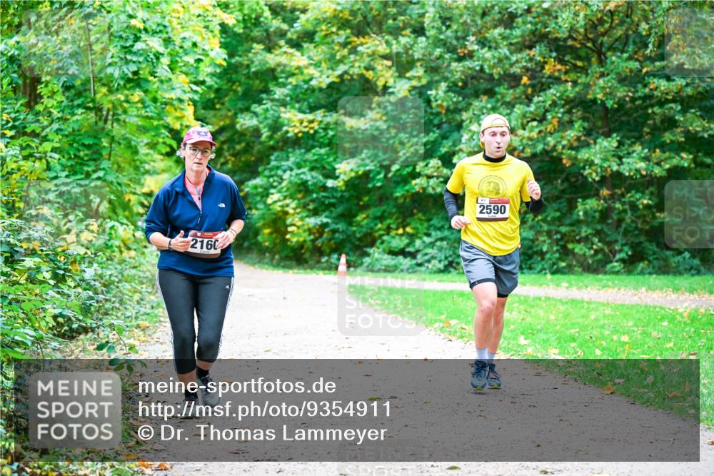 12.10.2025 - Bramfelder Halbmarathon 2025 Dr. Thomas Lammeyer http://msf.ph/oto/9354911 12.10.2025 10:51:54 Laufen 2160, 2590 meine-sportfotos.de