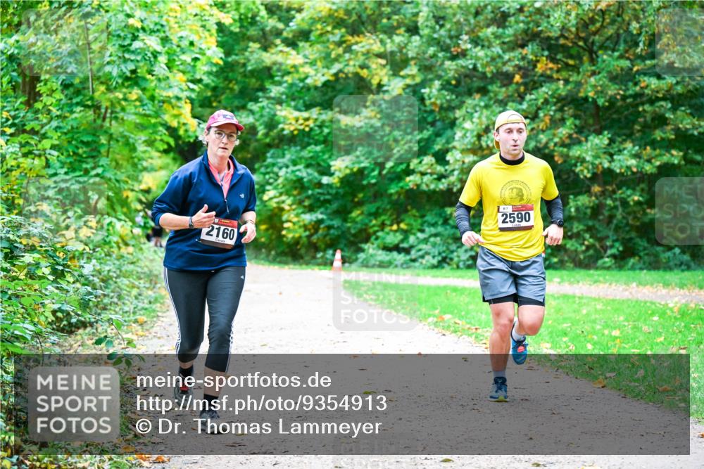 12.10.2025 - Bramfelder Halbmarathon 2025 Dr. Thomas Lammeyer http://msf.ph/oto/9354913 12.10.2025 10:51:54 Laufen 2160, 87, 2590 meine-sportfotos.de
