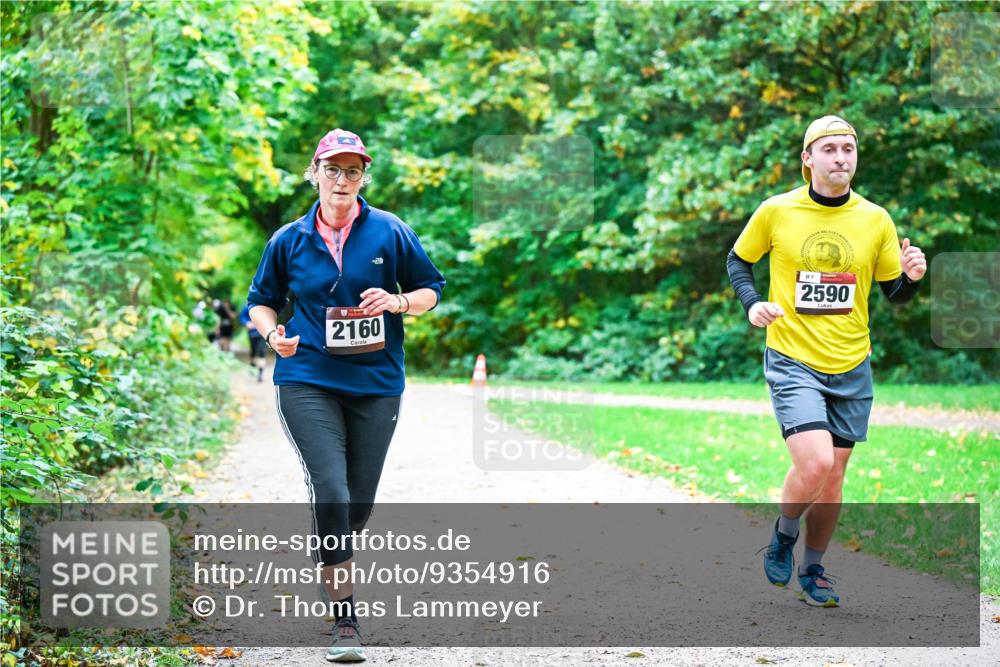 12.10.2025 - Bramfelder Halbmarathon 2025 Dr. Thomas Lammeyer http://msf.ph/oto/9354916 12.10.2025 10:51:55 Laufen 2160, 87, 2590 meine-sportfotos.de