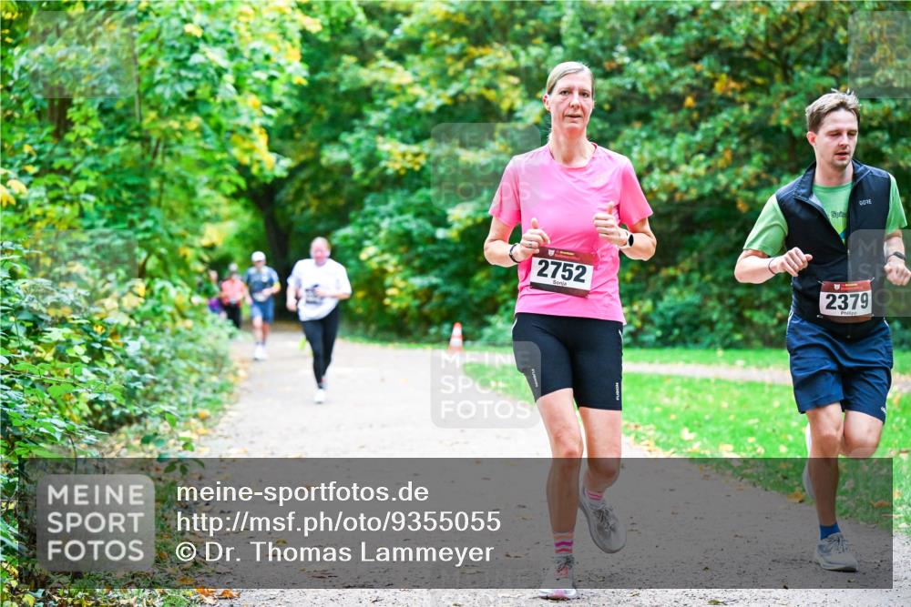 12.10.2025 - Bramfelder Halbmarathon 2025 Dr. Thomas Lammeyer http://msf.ph/oto/9355055 12.10.2025 10:52:32 Laufen 2752, 2379 meine-sportfotos.de