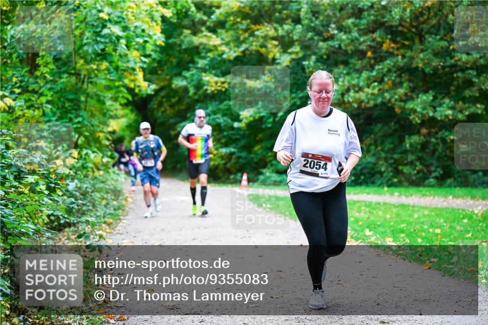 12.10.2025 - Bramfelder Halbmarathon 2025 Dr. Thomas Lammeyer http://msf.ph/oto/9355083 12.10.2025 10:52:37 Laufen 2054, 173 meine-sportfotos.de