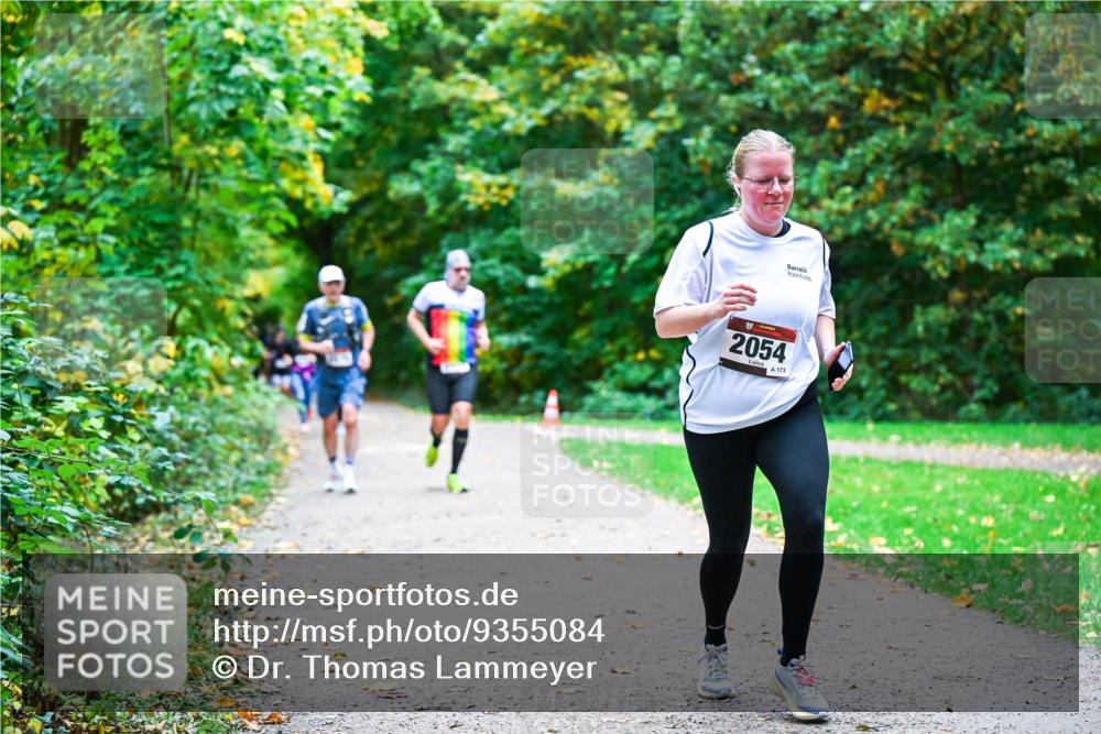 12.10.2025 - Bramfelder Halbmarathon 2025 Dr. Thomas Lammeyer http://msf.ph/oto/9355084 12.10.2025 10:52:37 Laufen 2054, 173 meine-sportfotos.de