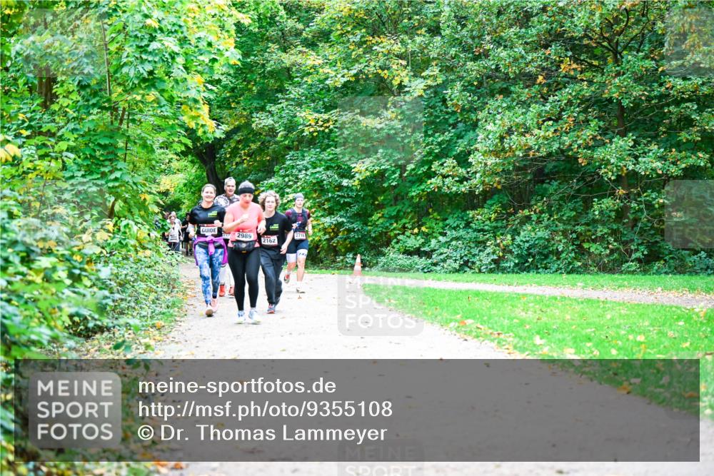 12.10.2025 - Bramfelder Halbmarathon 2025 Dr. Thomas Lammeyer http://msf.ph/oto/9355108 12.10.2025 10:52:43 Laufen 5, 2989, 2716, 2162 meine-sportfotos.de