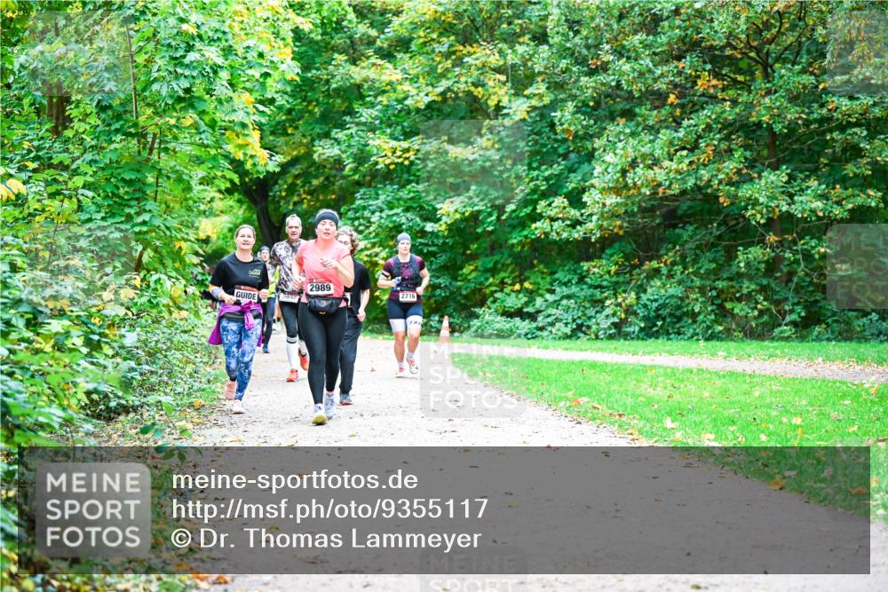 12.10.2025 - Bramfelder Halbmarathon 2025 Dr. Thomas Lammeyer http://msf.ph/oto/9355117 12.10.2025 10:52:44 Laufen 2032, 2989, 2716 meine-sportfotos.de