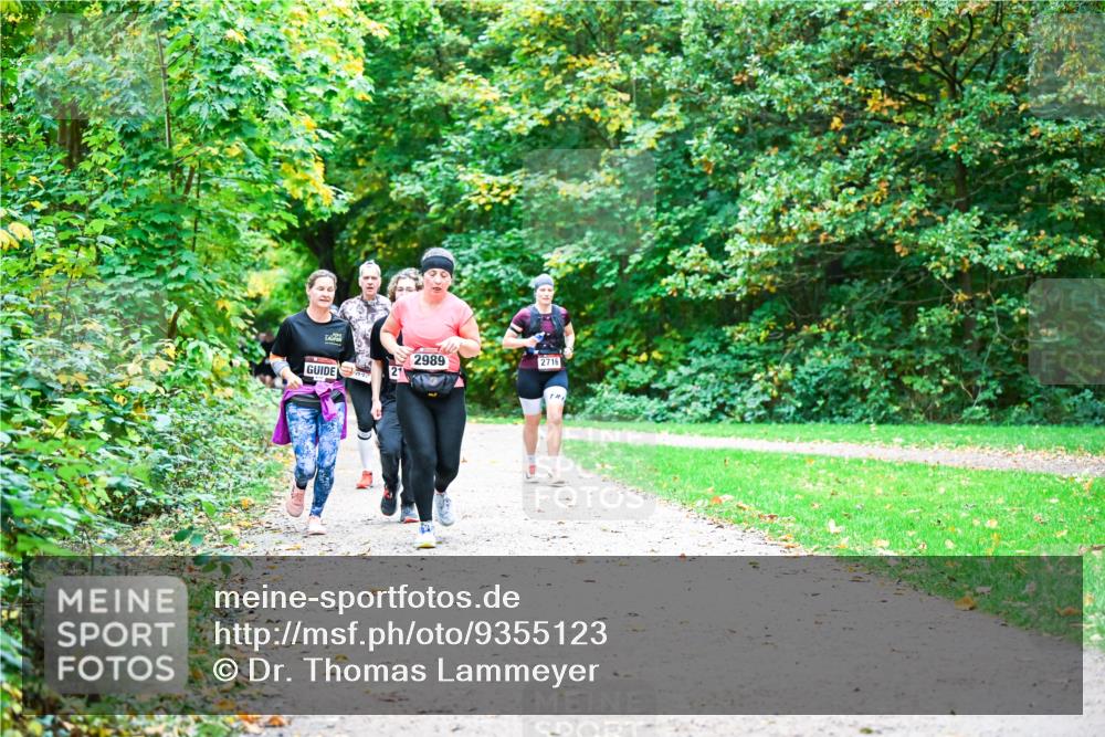 12.10.2025 - Bramfelder Halbmarathon 2025 Dr. Thomas Lammeyer http://msf.ph/oto/9355123 12.10.2025 10:52:45 Laufen 2989, 2716, 210 meine-sportfotos.de