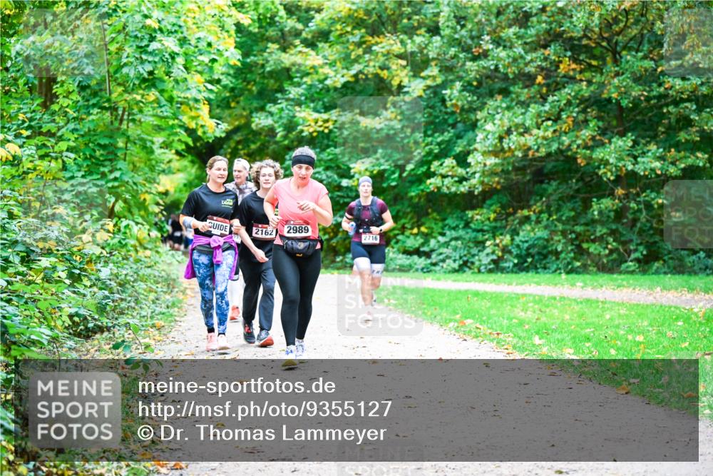 12.10.2025 - Bramfelder Halbmarathon 2025 Dr. Thomas Lammeyer http://msf.ph/oto/9355127 12.10.2025 10:52:46 Laufen 2162, 2989, 2716 meine-sportfotos.de