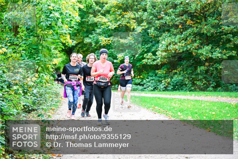 12.10.2025 - Bramfelder Halbmarathon 2025 Dr. Thomas Lammeyer http://msf.ph/oto/9355129 12.10.2025 10:52:46 Laufen 2716, 2162, 2989 meine-sportfotos.de