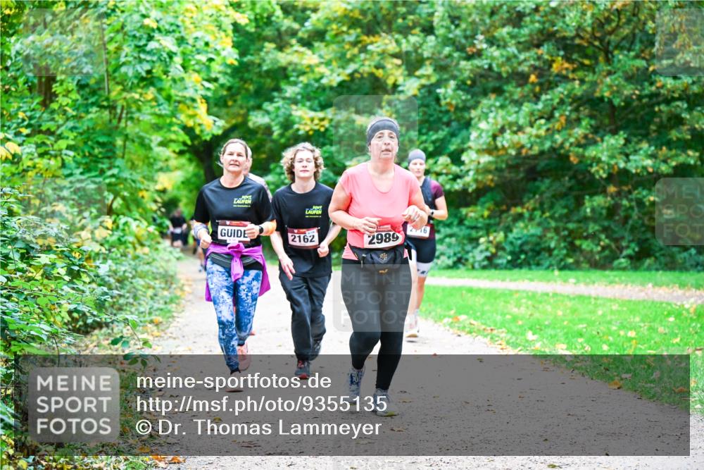 12.10.2025 - Bramfelder Halbmarathon 2025 Dr. Thomas Lammeyer http://msf.ph/oto/9355135 12.10.2025 10:52:47 Laufen 2162, 2989 meine-sportfotos.de