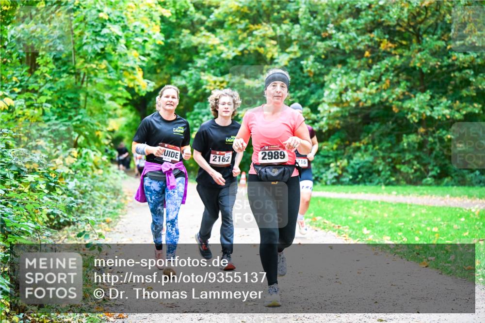 12.10.2025 - Bramfelder Halbmarathon 2025 Dr. Thomas Lammeyer http://msf.ph/oto/9355137 12.10.2025 10:52:47 Laufen 2162, 2989, 716 meine-sportfotos.de
