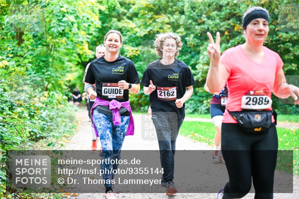 12.10.2025 - Bramfelder Halbmarathon 2025 Dr. Thomas Lammeyer http://msf.ph/oto/9355144 12.10.2025 10:52:48 Laufen 137, 138, 2162, 27, 2989 meine-sportfotos.de