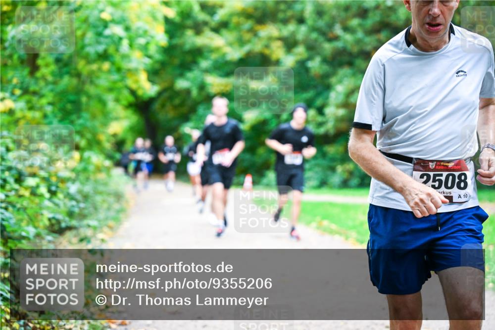 12.10.2025 - Bramfelder Halbmarathon 2025 Dr. Thomas Lammeyer http://msf.ph/oto/9355206 12.10.2025 10:52:59 Laufen 34, 2508, 10 meine-sportfotos.de