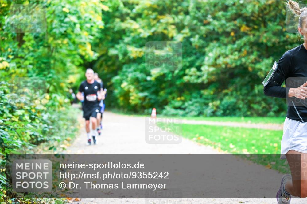 12.10.2025 - Bramfelder Halbmarathon 2025 Dr. Thomas Lammeyer http://msf.ph/oto/9355242 12.10.2025 10:53:05 Laufen  meine-sportfotos.de