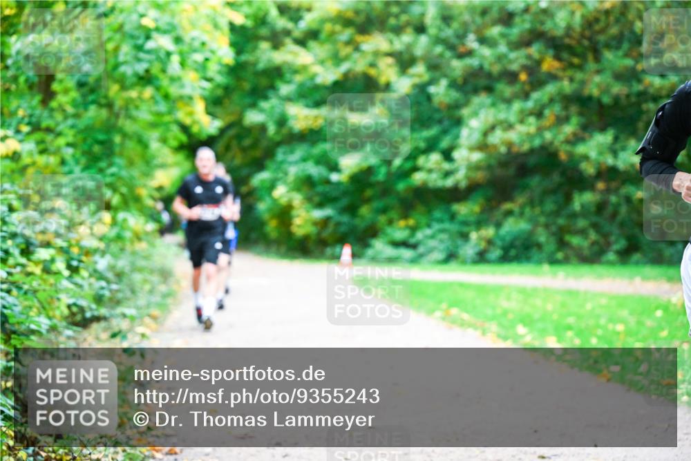 12.10.2025 - Bramfelder Halbmarathon 2025 Dr. Thomas Lammeyer http://msf.ph/oto/9355243 12.10.2025 10:53:05 Laufen  meine-sportfotos.de