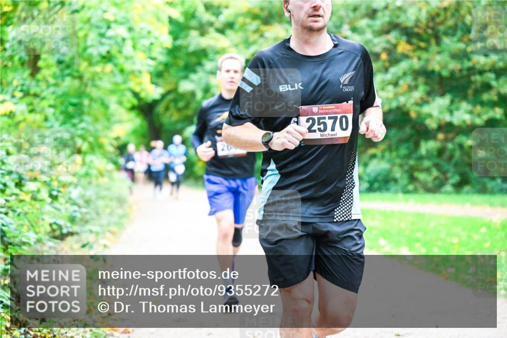 12.10.2025 - Bramfelder Halbmarathon 2025 Dr. Thomas Lammeyer http://msf.ph/oto/9355272 12.10.2025 10:53:10 Laufen 34, 2570 meine-sportfotos.de