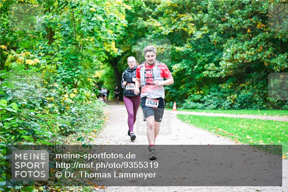 12.10.2025 - Bramfelder Halbmarathon 2025 Dr. Thomas Lammeyer http://msf.ph/oto/9355319 12.10.2025 10:53:21 Laufen 2151, 2624 meine-sportfotos.de