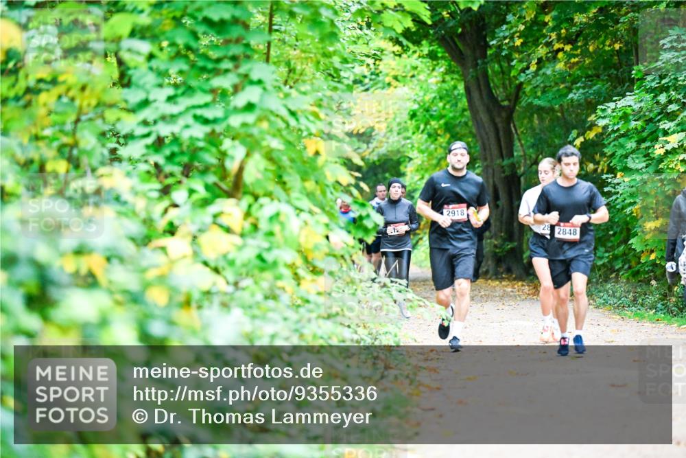 12.10.2025 - Bramfelder Halbmarathon 2025 Dr. Thomas Lammeyer http://msf.ph/oto/9355336 12.10.2025 10:53:29 Laufen 2918, 28, 1, 2848 meine-sportfotos.de