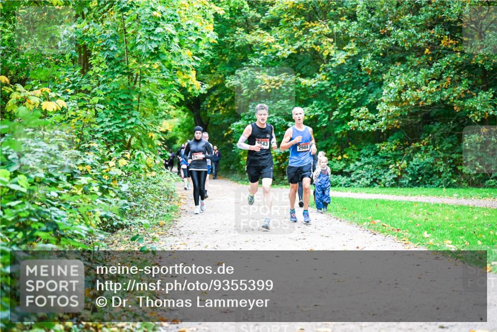 12.10.2025 - Bramfelder Halbmarathon 2025 Dr. Thomas Lammeyer http://msf.ph/oto/9355399 12.10.2025 10:53:40 Laufen 21, 2543, 2988 meine-sportfotos.de