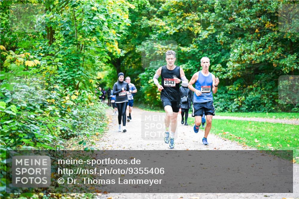 12.10.2025 - Bramfelder Halbmarathon 2025 Dr. Thomas Lammeyer http://msf.ph/oto/9355406 12.10.2025 10:53:41 Laufen 2129, 2543, 2988 meine-sportfotos.de