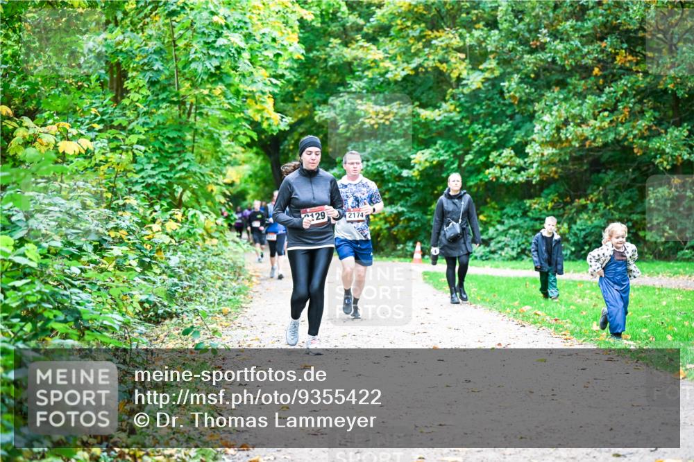 12.10.2025 - Bramfelder Halbmarathon 2025 Dr. Thomas Lammeyer http://msf.ph/oto/9355422 12.10.2025 10:53:44 Laufen 29, 2174 meine-sportfotos.de
