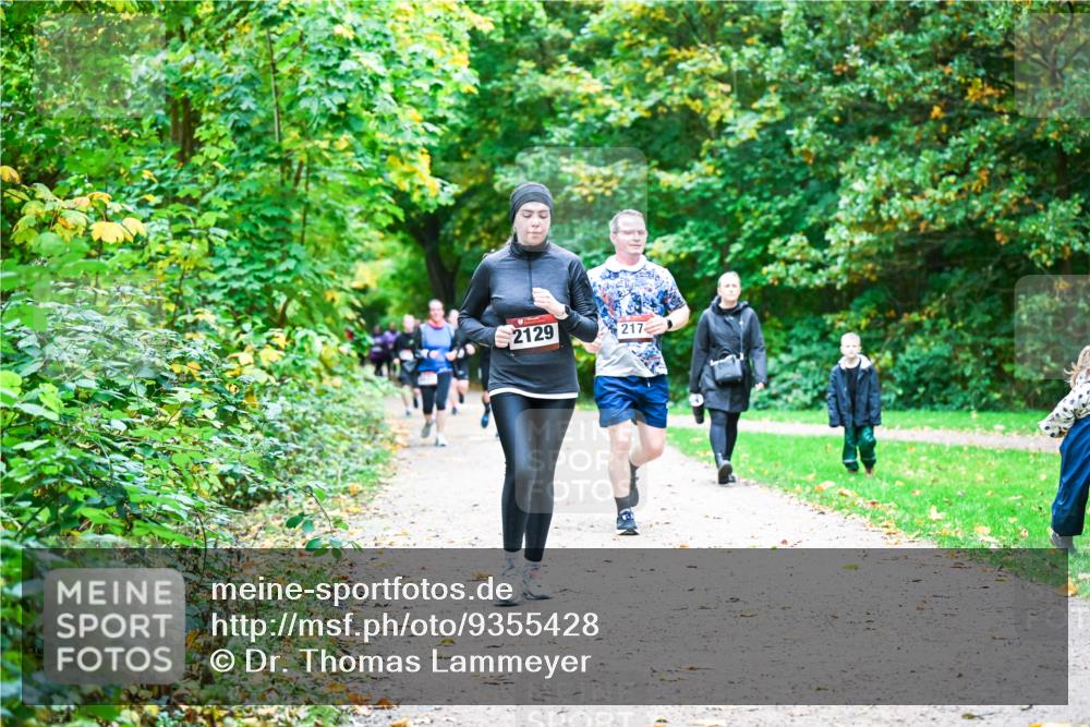 12.10.2025 - Bramfelder Halbmarathon 2025 Dr. Thomas Lammeyer http://msf.ph/oto/9355428 12.10.2025 10:53:45 Laufen 2129, 217 meine-sportfotos.de