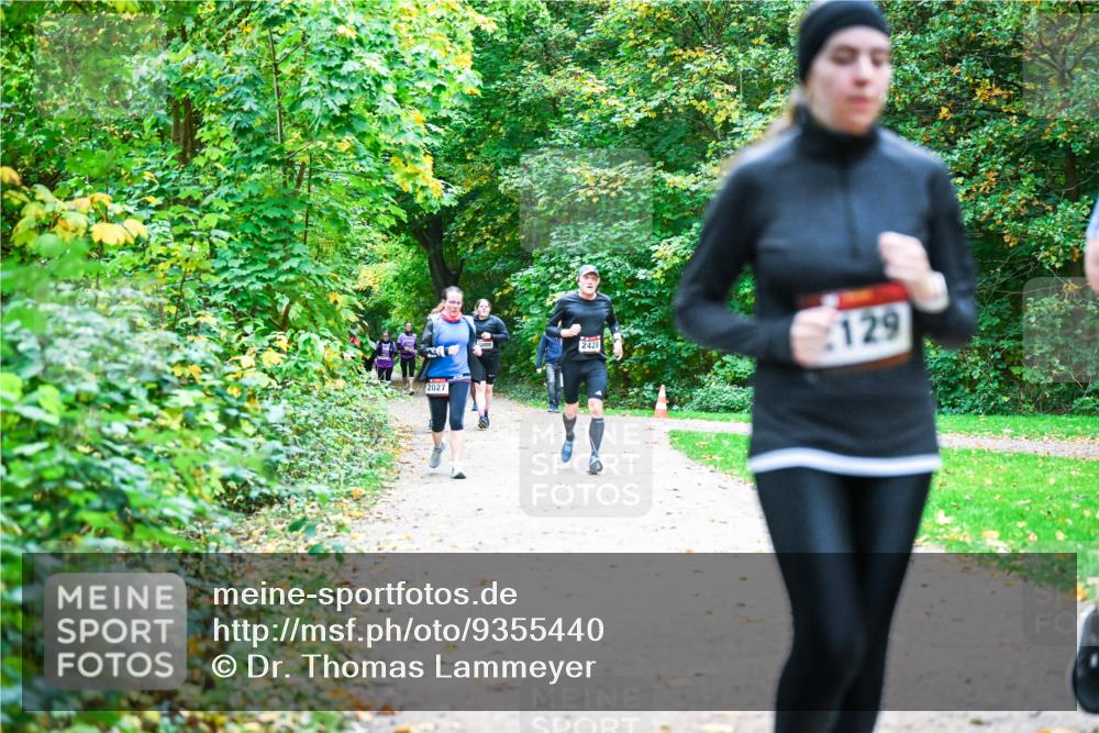 12.10.2025 - Bramfelder Halbmarathon 2025 Dr. Thomas Lammeyer http://msf.ph/oto/9355440 12.10.2025 10:53:47 Laufen 2027, 2428, 129 meine-sportfotos.de