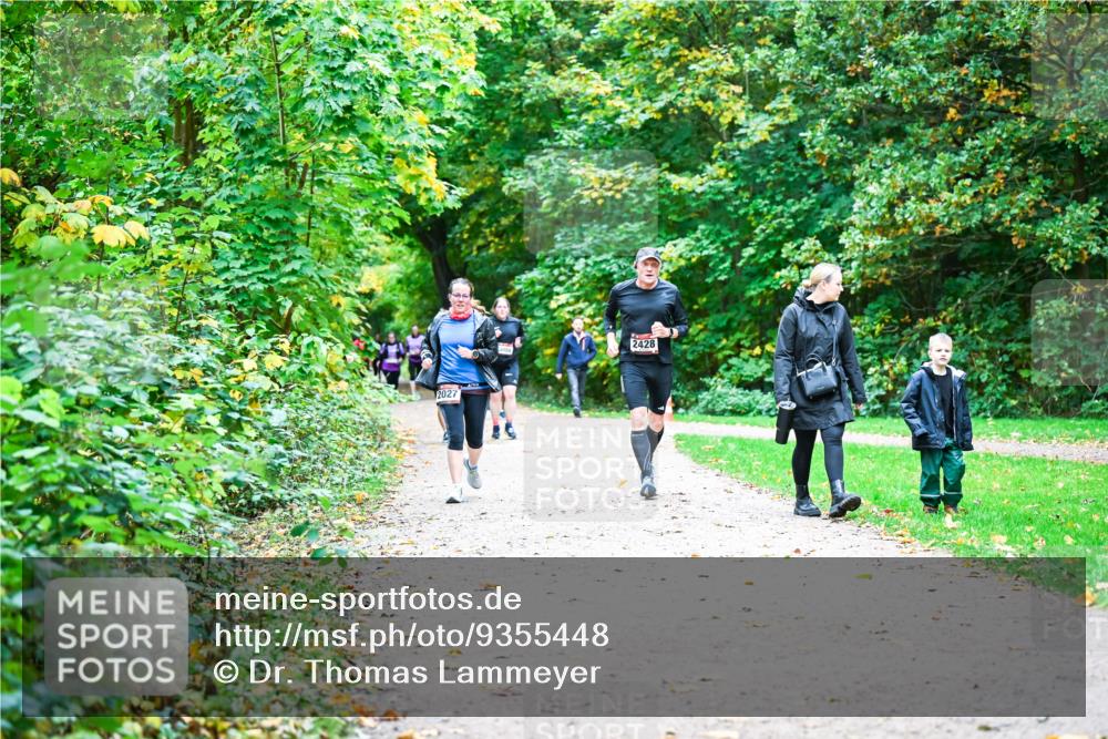 12.10.2025 - Bramfelder Halbmarathon 2025 Dr. Thomas Lammeyer http://msf.ph/oto/9355448 12.10.2025 10:53:48 Laufen 2027, 2428 meine-sportfotos.de