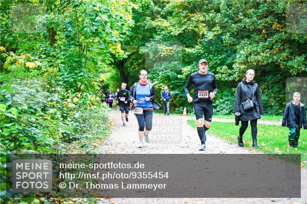 12.10.2025 - Bramfelder Halbmarathon 2025 Dr. Thomas Lammeyer http://msf.ph/oto/9355454 12.10.2025 10:53:49 Laufen 2016, 2027, 2428 meine-sportfotos.de