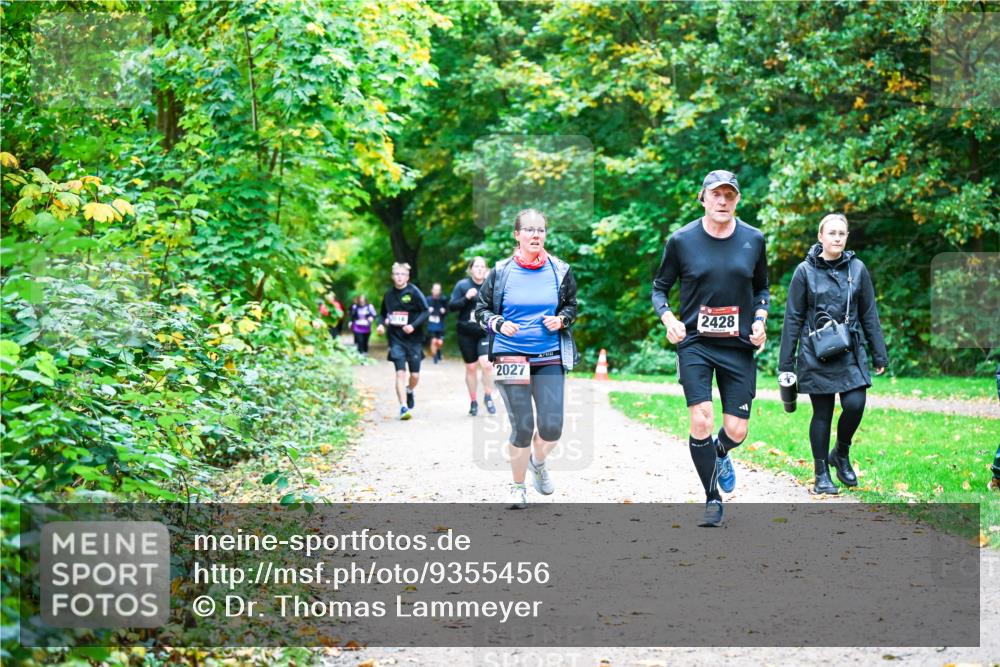 12.10.2025 - Bramfelder Halbmarathon 2025 Dr. Thomas Lammeyer http://msf.ph/oto/9355456 12.10.2025 10:53:50 Laufen 2027, 2428 meine-sportfotos.de