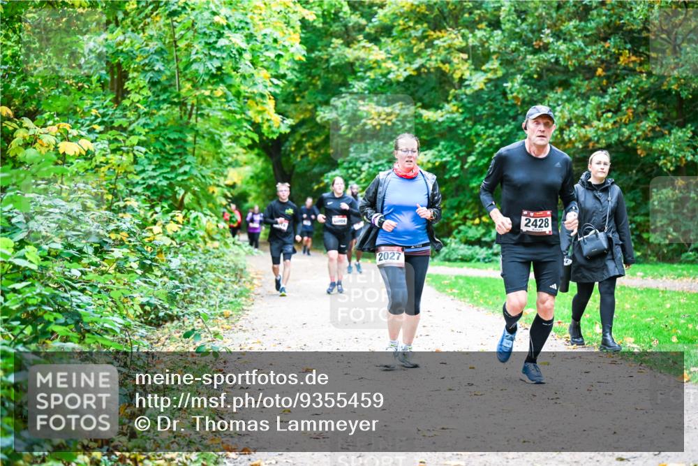 12.10.2025 - Bramfelder Halbmarathon 2025 Dr. Thomas Lammeyer http://msf.ph/oto/9355459 12.10.2025 10:53:50 Laufen 2027, 2428 meine-sportfotos.de
