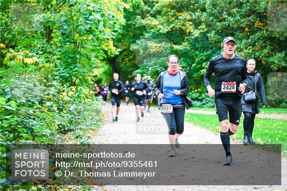 12.10.2025 - Bramfelder Halbmarathon 2025 Dr. Thomas Lammeyer http://msf.ph/oto/9355461 12.10.2025 10:53:51 Laufen 2027, 2428 meine-sportfotos.de