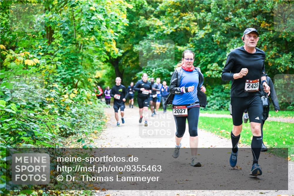 12.10.2025 - Bramfelder Halbmarathon 2025 Dr. Thomas Lammeyer http://msf.ph/oto/9355463 12.10.2025 10:53:51 Laufen 2027, 2428 meine-sportfotos.de