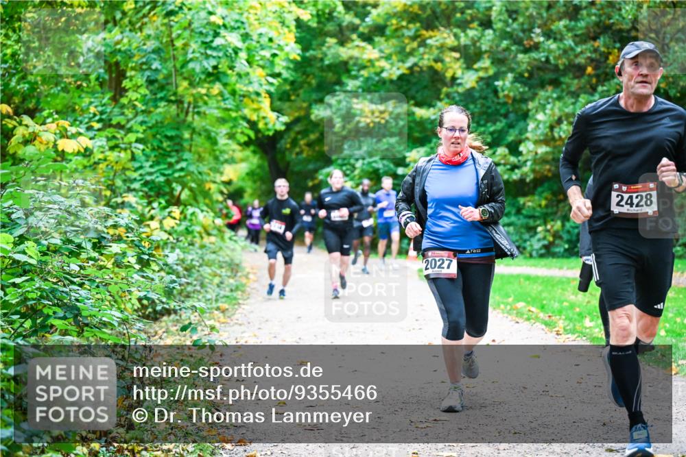 12.10.2025 - Bramfelder Halbmarathon 2025 Dr. Thomas Lammeyer http://msf.ph/oto/9355466 12.10.2025 10:53:51 Laufen 2027, 11, 2428 meine-sportfotos.de