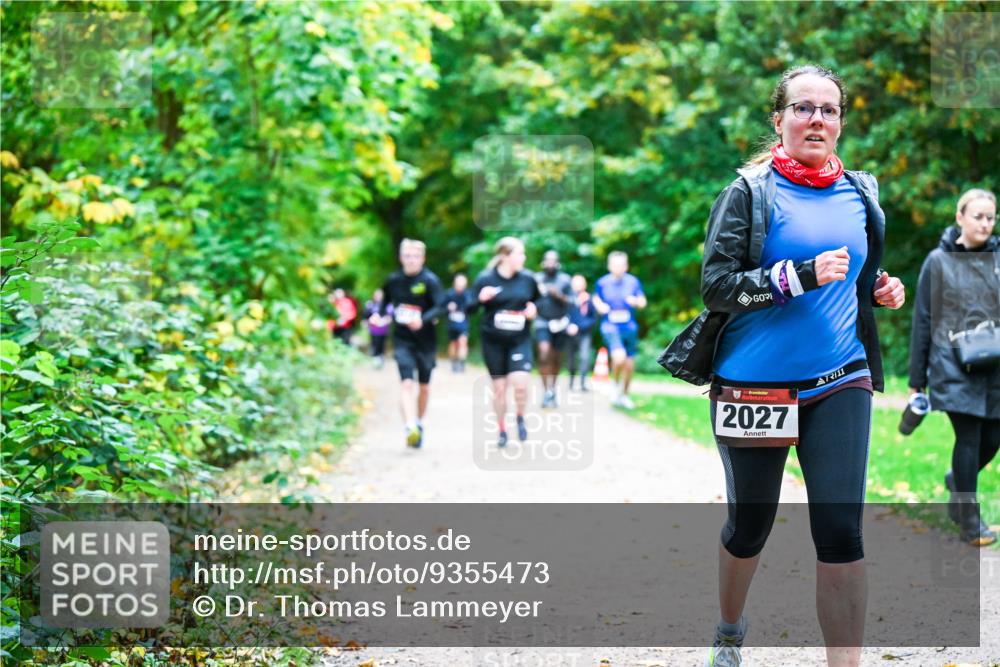 12.10.2025 - Bramfelder Halbmarathon 2025 Dr. Thomas Lammeyer http://msf.ph/oto/9355473 12.10.2025 10:53:52 Laufen 2027, 11 meine-sportfotos.de