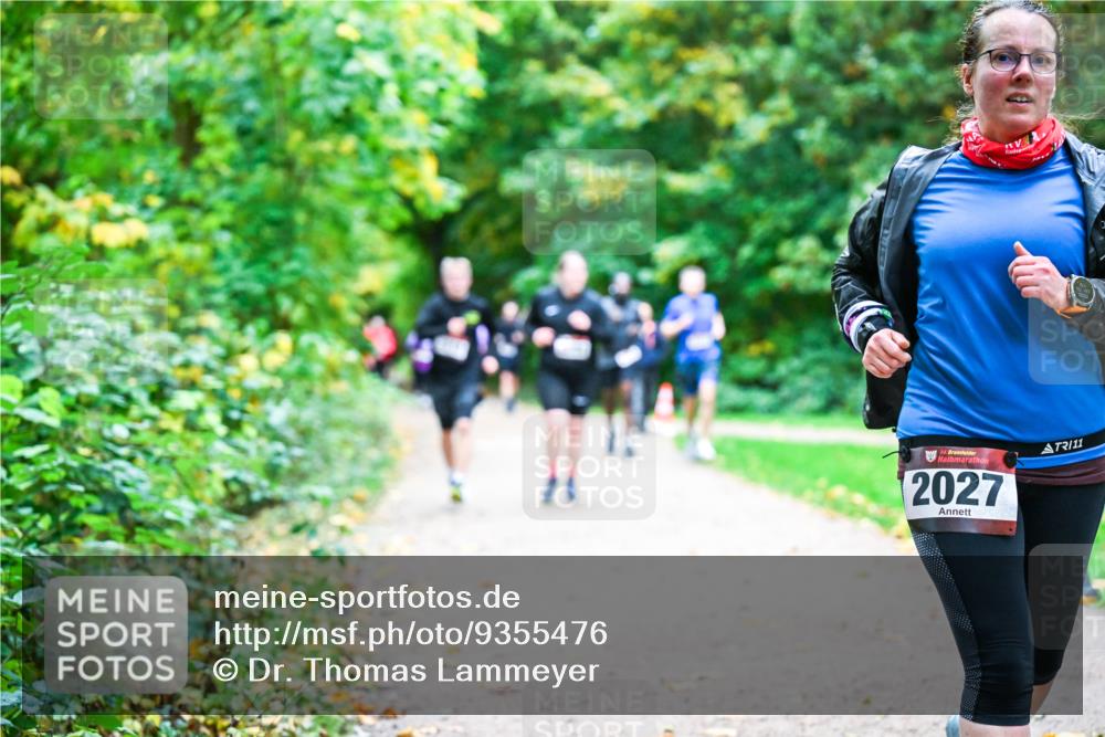 12.10.2025 - Bramfelder Halbmarathon 2025 Dr. Thomas Lammeyer http://msf.ph/oto/9355476 12.10.2025 10:53:53 Laufen 34, 2027, 11 meine-sportfotos.de