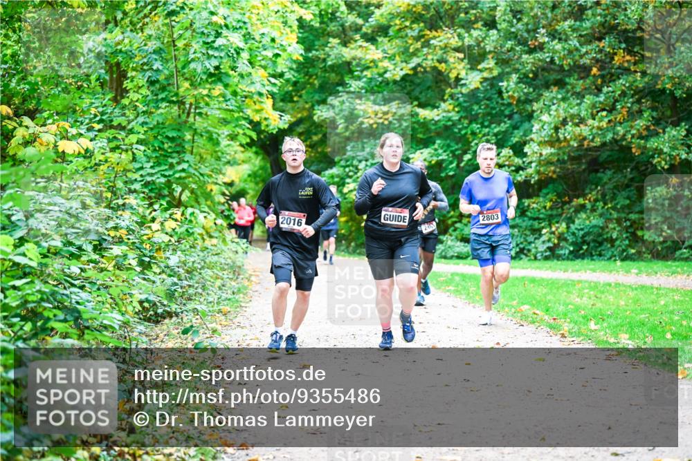 12.10.2025 - Bramfelder Halbmarathon 2025 Dr. Thomas Lammeyer http://msf.ph/oto/9355486 12.10.2025 10:53:55 Laufen 2016, 24, 2803 meine-sportfotos.de