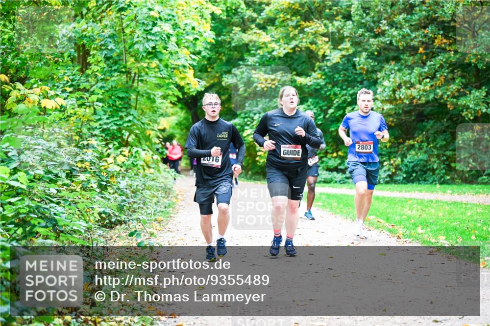 12.10.2025 - Bramfelder Halbmarathon 2025 Dr. Thomas Lammeyer http://msf.ph/oto/9355489 12.10.2025 10:53:55 Laufen 2016, 2803 meine-sportfotos.de