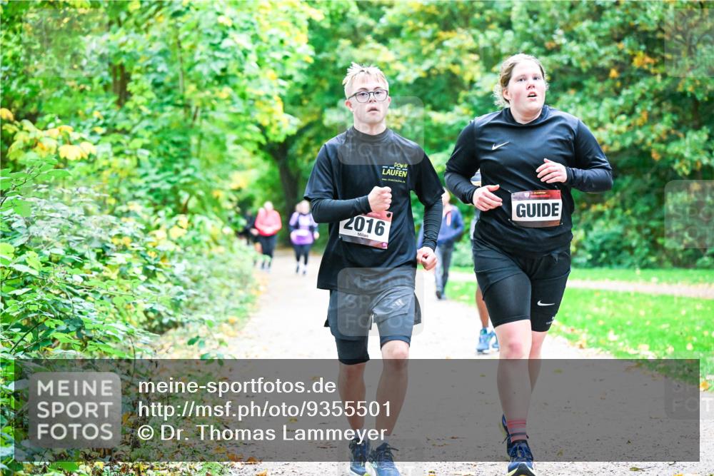 12.10.2025 - Bramfelder Halbmarathon 2025 Dr. Thomas Lammeyer http://msf.ph/oto/9355501 12.10.2025 10:53:57 Laufen 2016 meine-sportfotos.de