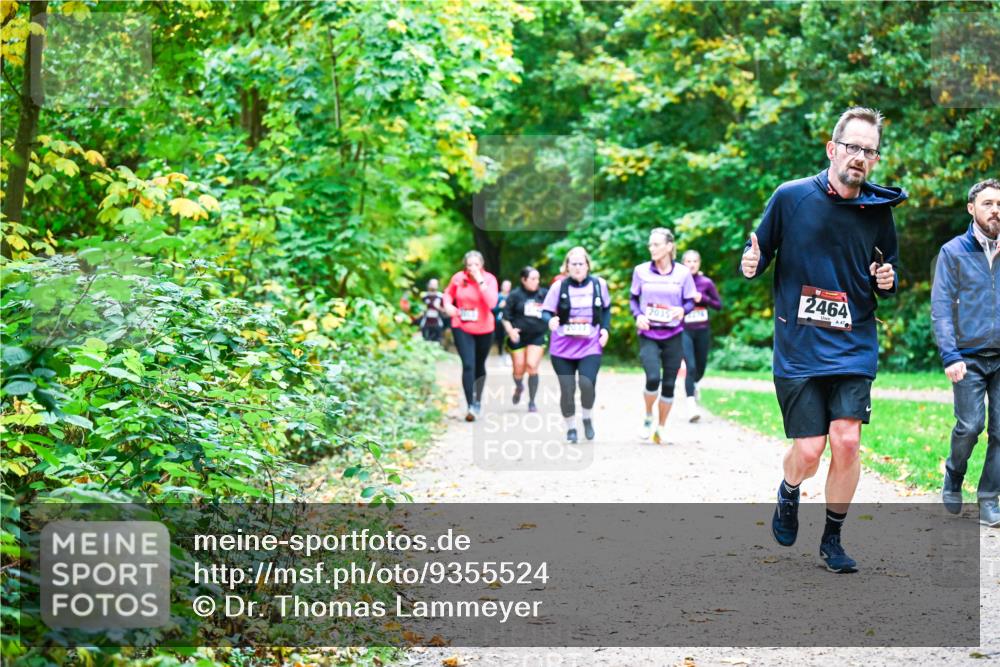 12.10.2025 - Bramfelder Halbmarathon 2025 Dr. Thomas Lammeyer http://msf.ph/oto/9355524 12.10.2025 10:54:03 Laufen 2035, 2464, 47 meine-sportfotos.de