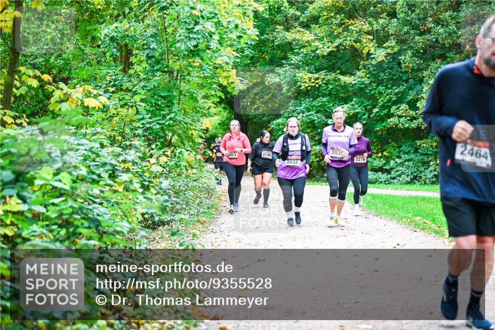 12.10.2025 - Bramfelder Halbmarathon 2025 Dr. Thomas Lammeyer http://msf.ph/oto/9355528 12.10.2025 10:54:04 Laufen 2035, 2017, 2146, 2276, 2033, 2464 meine-sportfotos.de