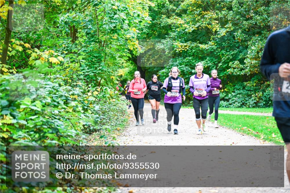 12.10.2025 - Bramfelder Halbmarathon 2025 Dr. Thomas Lammeyer http://msf.ph/oto/9355530 12.10.2025 10:54:04 Laufen 2146, 2035, 2276, 2017, 2033 meine-sportfotos.de
