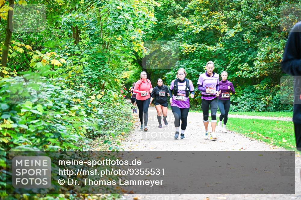 12.10.2025 - Bramfelder Halbmarathon 2025 Dr. Thomas Lammeyer http://msf.ph/oto/9355531 12.10.2025 10:54:04 Laufen 2017, 2146, 2276, 2033 meine-sportfotos.de