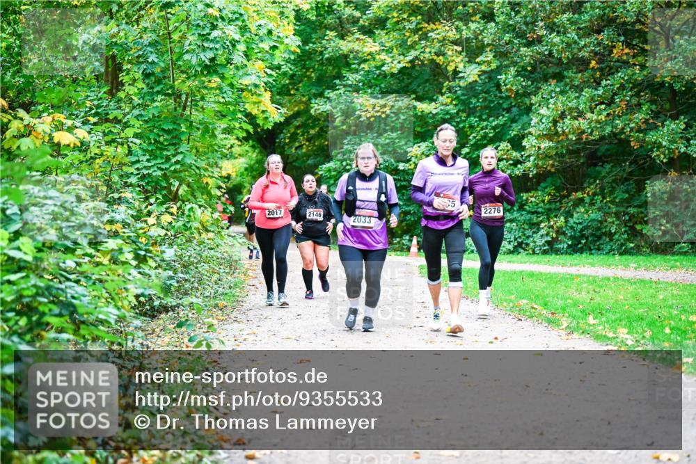 12.10.2025 - Bramfelder Halbmarathon 2025 Dr. Thomas Lammeyer http://msf.ph/oto/9355533 12.10.2025 10:54:05 Laufen 2017, 2146, 2033, 35, 2276 meine-sportfotos.de