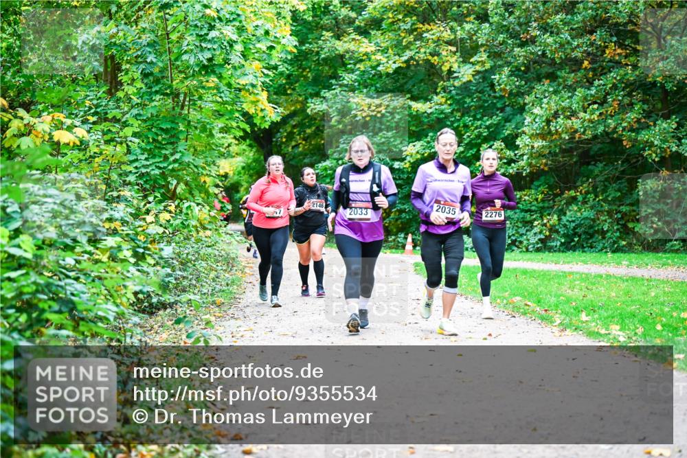 12.10.2025 - Bramfelder Halbmarathon 2025 Dr. Thomas Lammeyer http://msf.ph/oto/9355534 12.10.2025 10:54:05 Laufen 2146, 2033, 2035, 2276 meine-sportfotos.de