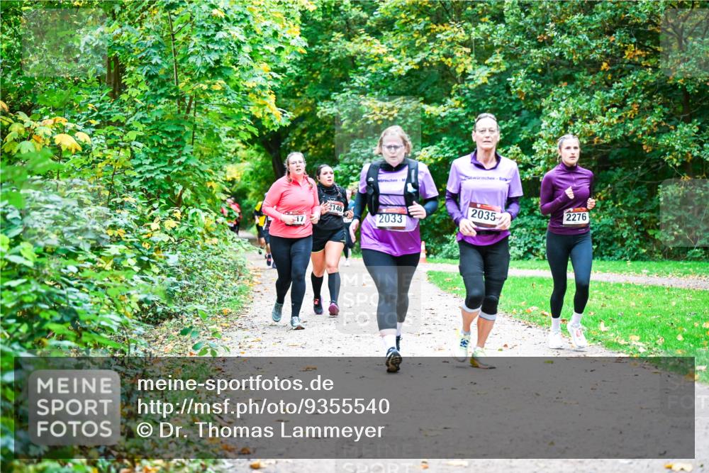 12.10.2025 - Bramfelder Halbmarathon 2025 Dr. Thomas Lammeyer http://msf.ph/oto/9355540 12.10.2025 10:54:06 Laufen 17, 146, 2033, 2035, 2276 meine-sportfotos.de