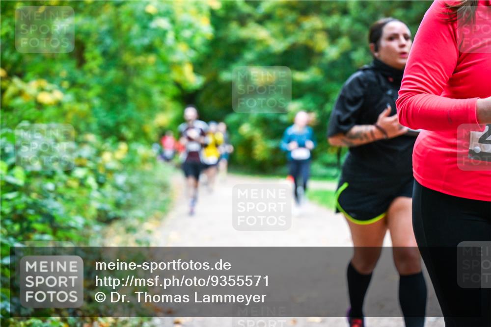 12.10.2025 - Bramfelder Halbmarathon 2025 Dr. Thomas Lammeyer http://msf.ph/oto/9355571 12.10.2025 10:54:10 Laufen  meine-sportfotos.de